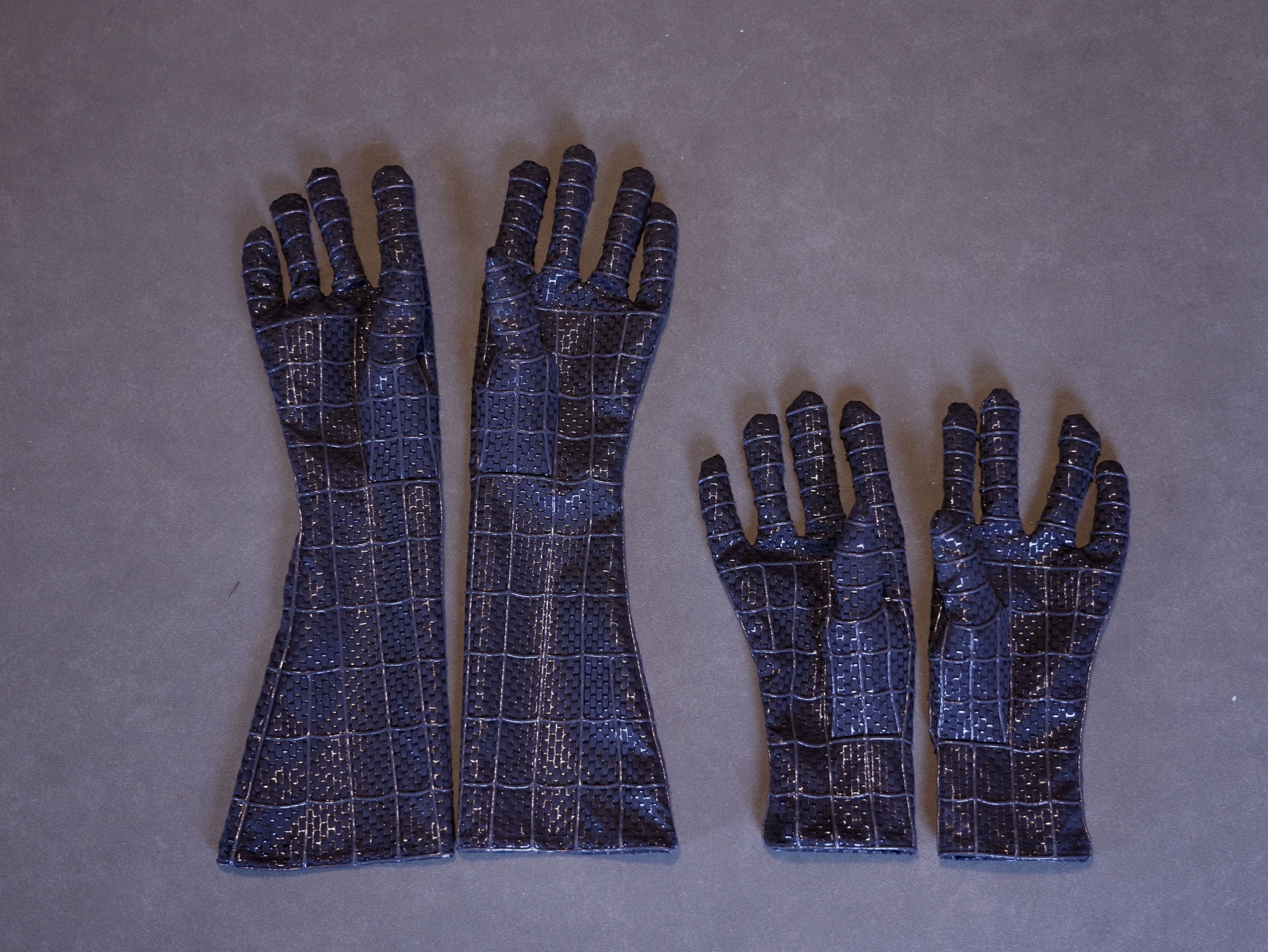 V5 Black Gloves