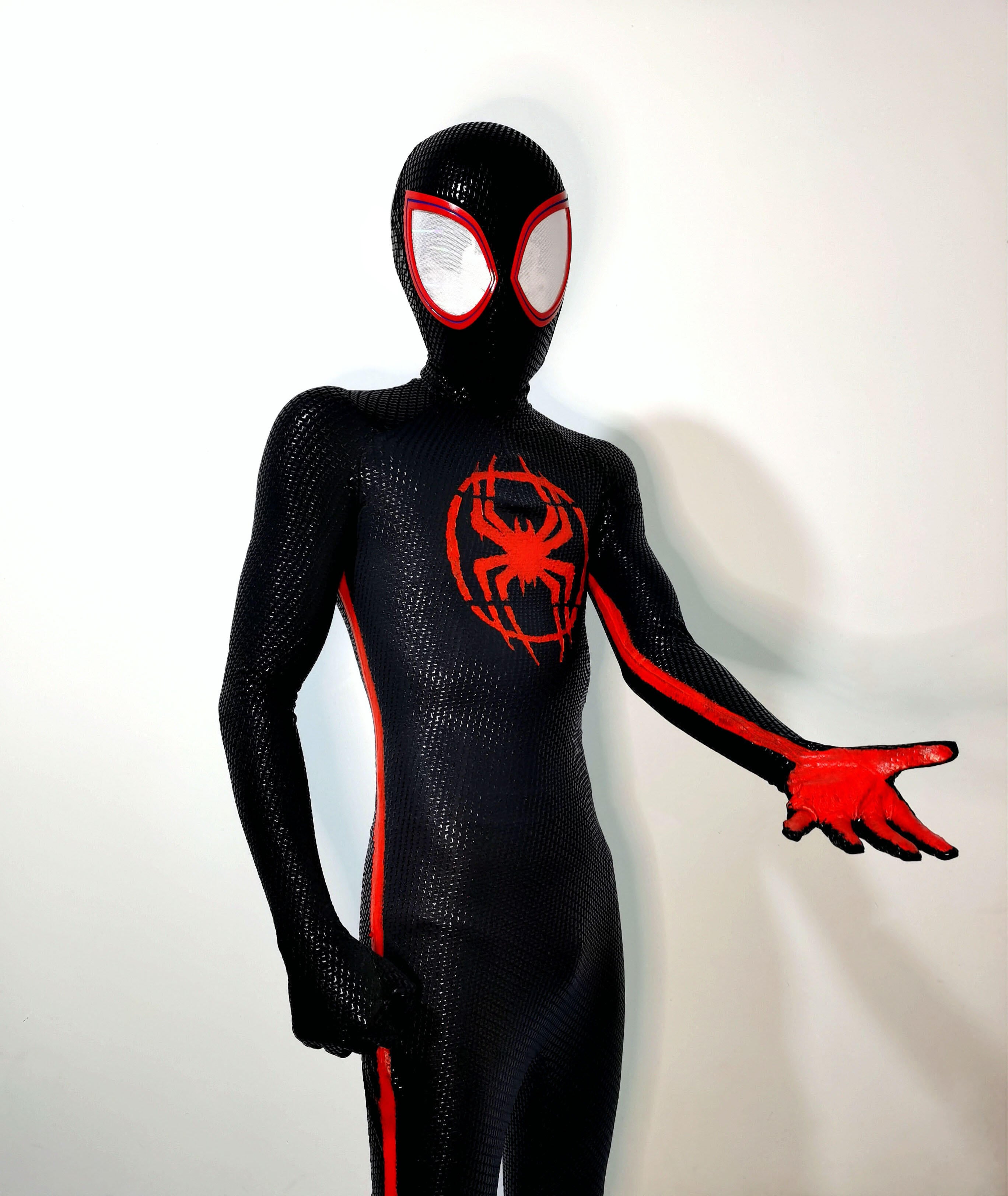 Black-Red Suit with Faceshell
