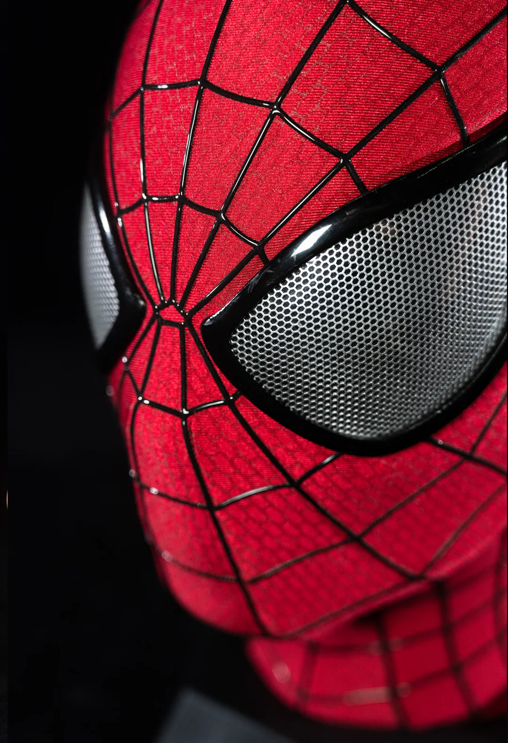 V5 Mask with Full Head Shell