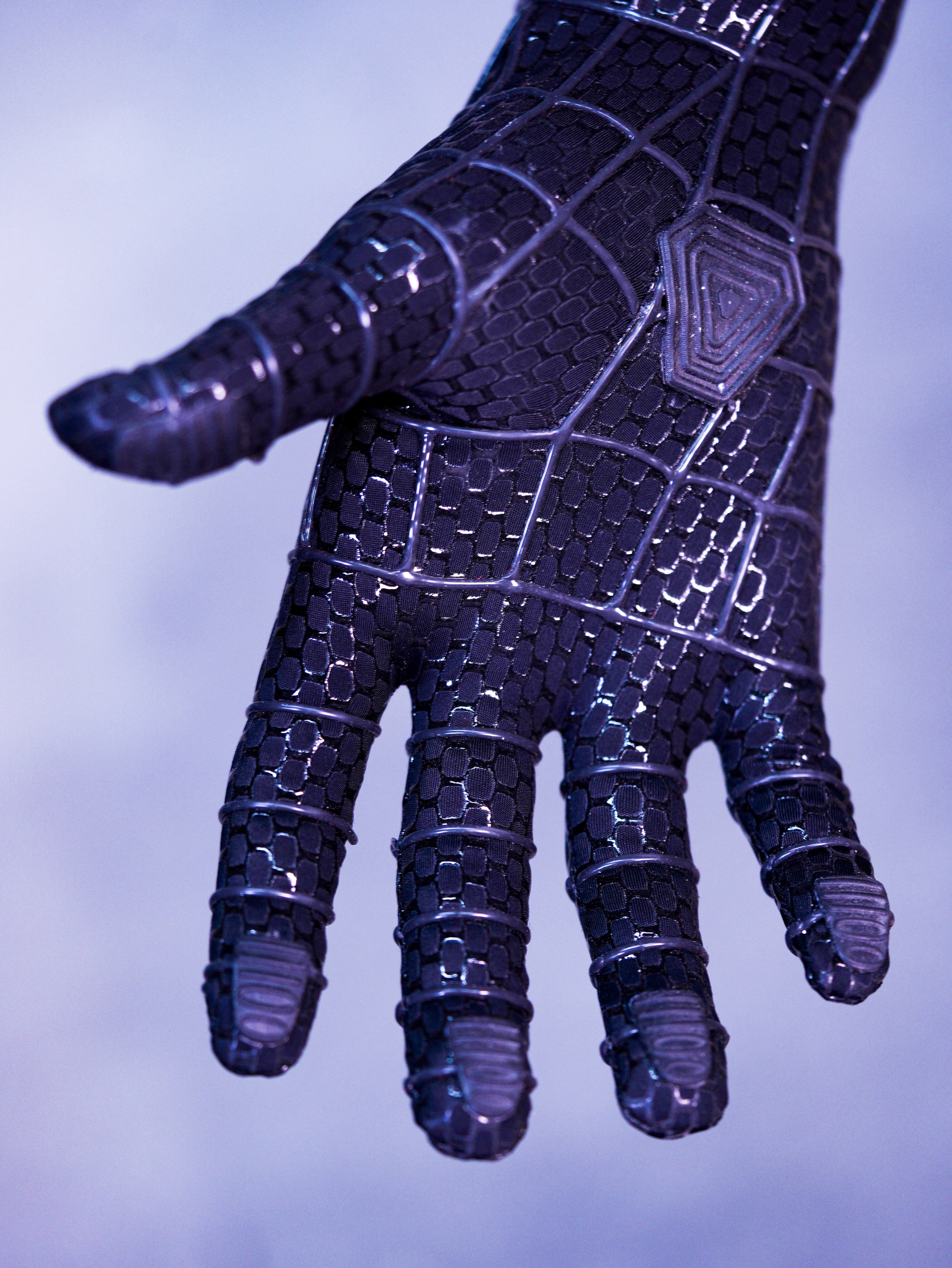 V5 Black Suit with Face Shell